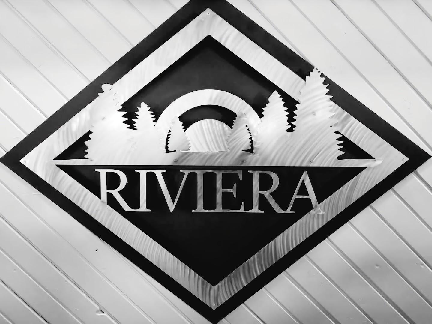 Riviera Bar & Grill